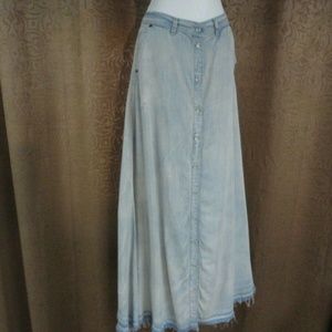 VINTAGE HAVANA LONG LT BLUE SNAP FRONT SKIRT SZ M